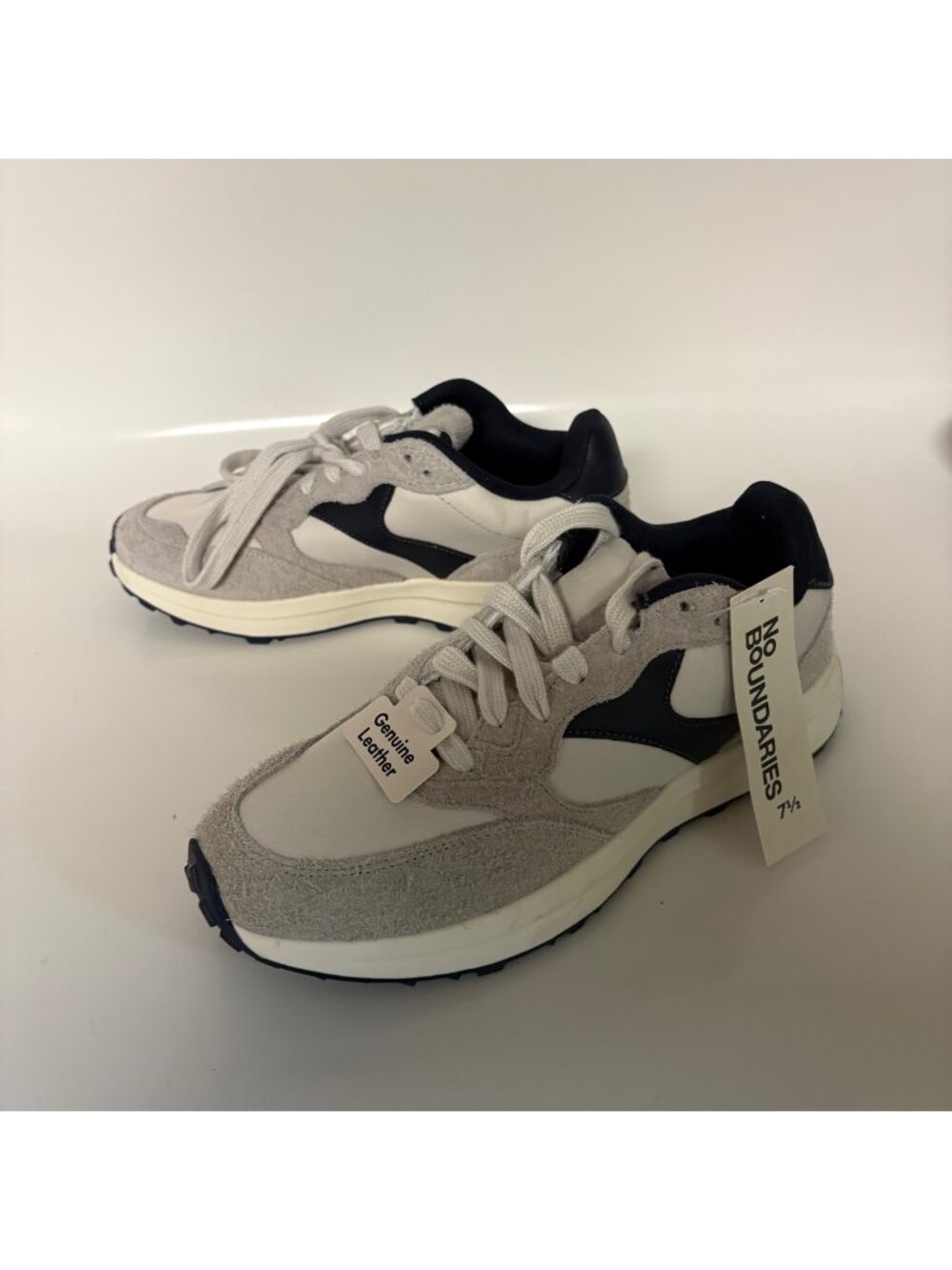 No Boundaries Retro Jogger Sneakers Mens Sz 7.5 White Grey Navy Leather Shoe NEW